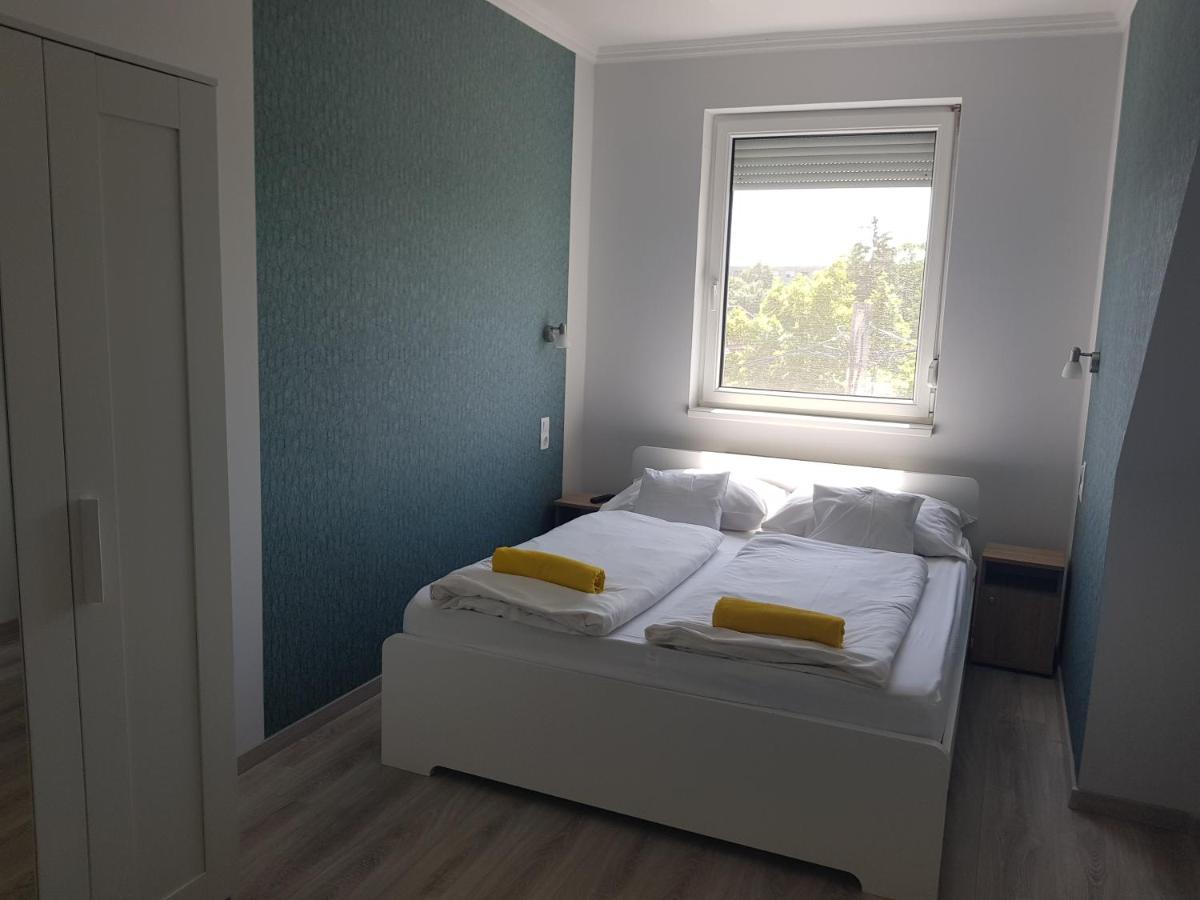 Hajdúszoboszló Zoli Apartmanok-Adri Koelcsey 32 מראה חיצוני תמונה
